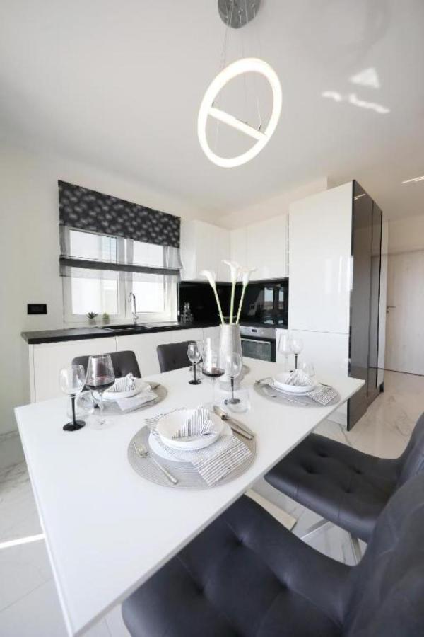 Luxury Majpruz Suites I Zadar Exteriör bild