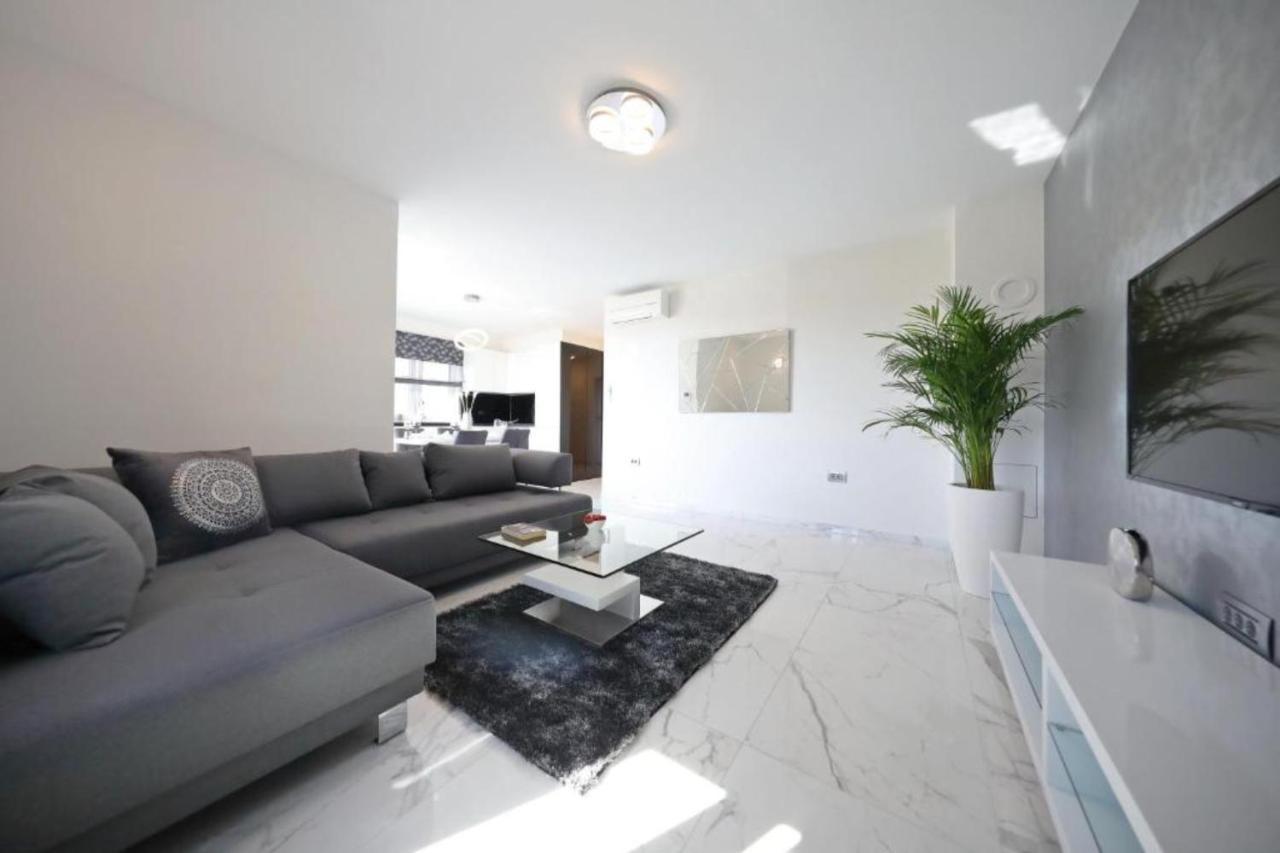 Luxury Majpruz Suites I Zadar Exteriör bild